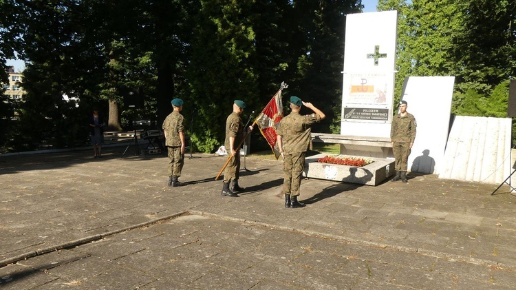 W Tarnobrzegu pamietają o powstaniu