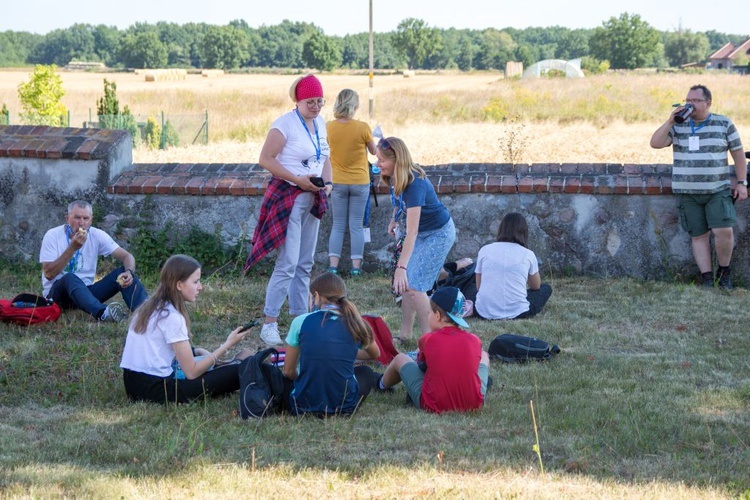 Jednodniowa Piesza Pielgrzymka z Głogowa do Piersnej - cz. II