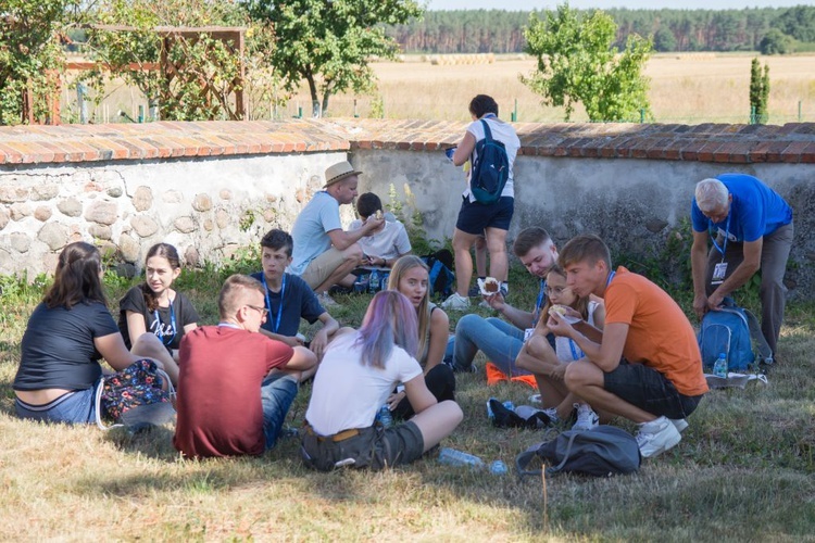 Jednodniowa Piesza Pielgrzymka z Głogowa do Piersnej - cz. II