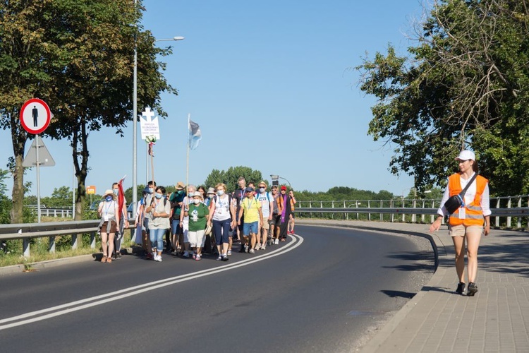 Jednodniowa Piesza Pielgrzymka z Głogowa do Piersnej - cz. II