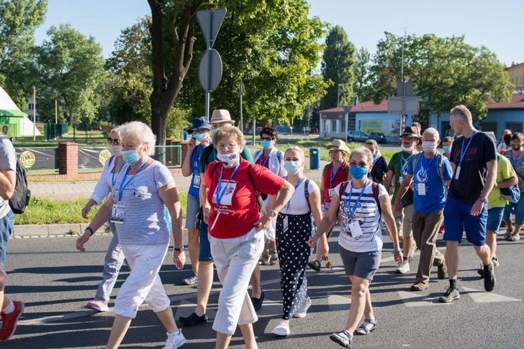 Jednodniowa Piesza Pielgrzymka z Głogowa do Piersnej - cz. II