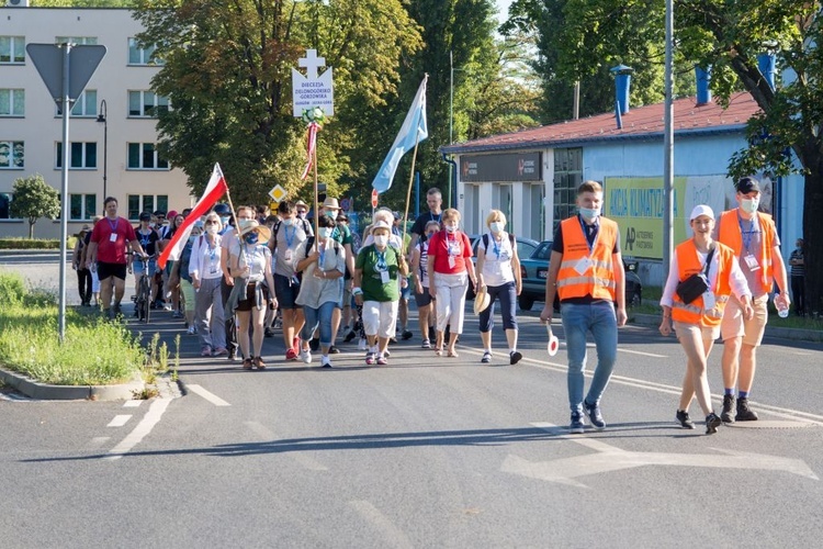 Jednodniowa Piesza Pielgrzymka z Głogowa do Piersnej - cz. II