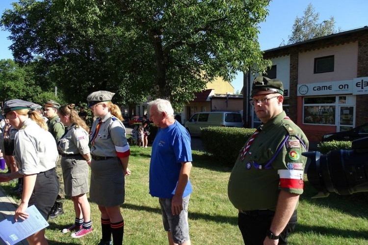 Harcerze ze Wschowy uczcili Powstańców Warszawskich