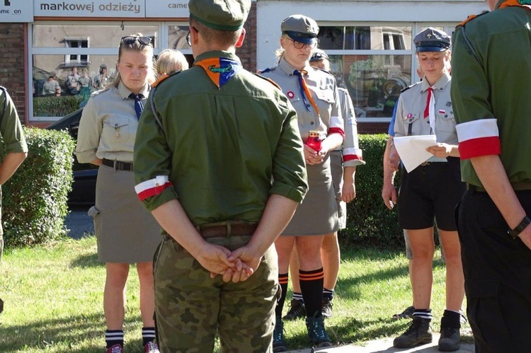 Harcerze ze Wschowy uczcili Powstańców Warszawskich