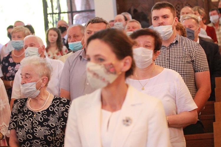 Nowy ołtarz w Niecieczy