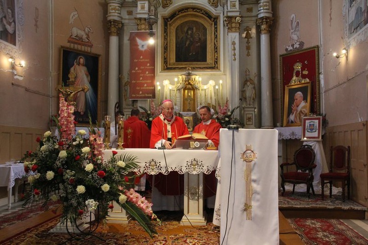 Bierzmowanie w parafii św. Tomasza Becketa 