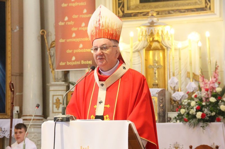 Bierzmowanie w parafii św. Tomasza Becketa 