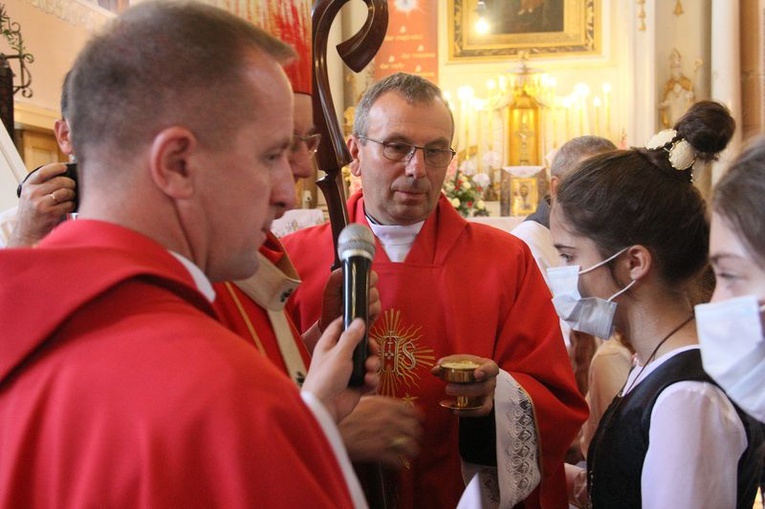 Bierzmowanie w parafii św. Tomasza Becketa 