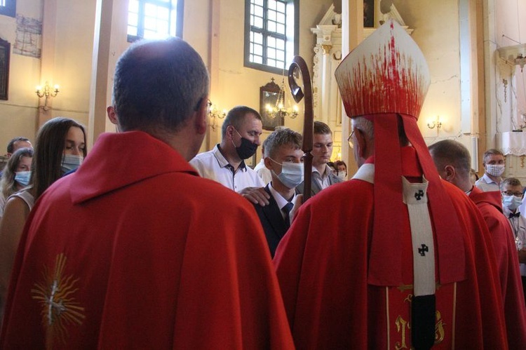 Bierzmowanie w parafii św. Tomasza Becketa 