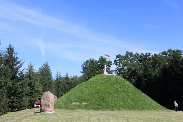 265. rocznica urodzin gen. Dąbrowskiego w Pierzchowcu koło Gdowa