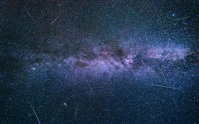 Na wieczornym niebie można już podziwiać "spadające gwiazdy" z roju Perseidów