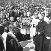 Szacuje się, że w uroczystościach wzięło udział ponad 80 tys. wiernych.