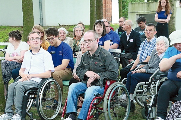 ▼	Wakacyjne rekolekcje są często największą radością w roku.