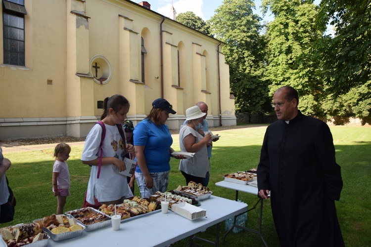 Pielgrzymka do Białej Rawskiej