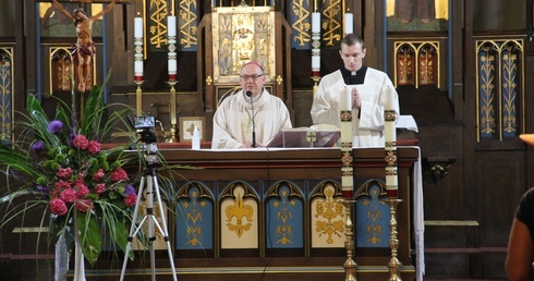 Przyjmij zaproszenie Jezusa, przyjmij Jego zasady, wspinaj się z Nim