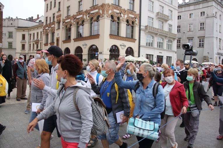 Rozpoczęcie 40. Pieszej Pielgrzymki Krakowskiej - cz. 1