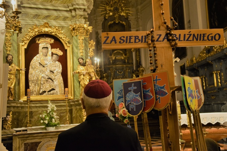 ŁPPM na Jasną Górę - Apel w lowickiej katedrze.