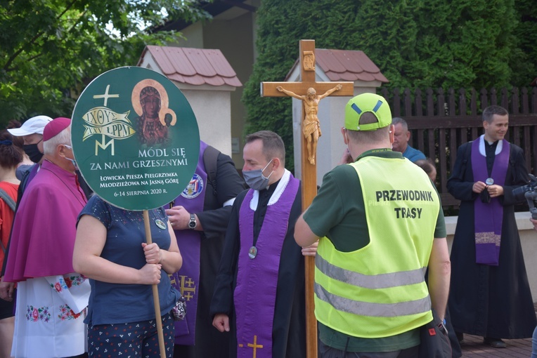ŁPPM na Jasną Górę - Msza św. w Łowiczu