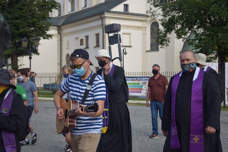 ŁPPM na Jasną Górę - Msza św. w Łowiczu