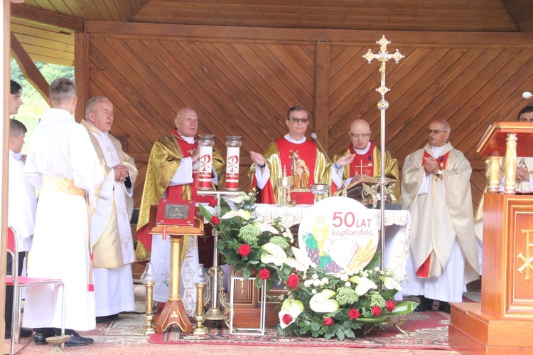 Jaworzna. Kapłani na medal