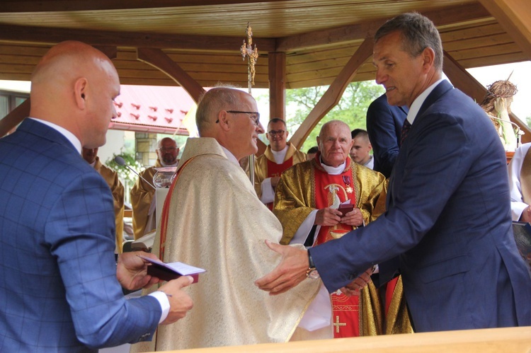 Jaworzna. Kapłani na medal