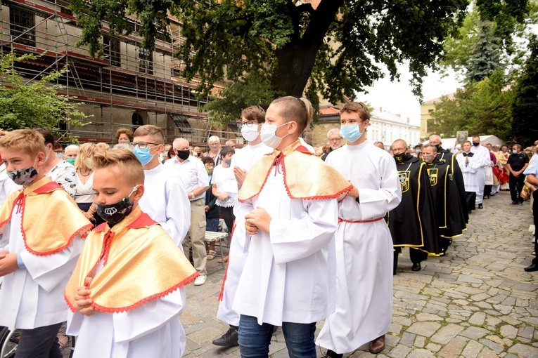 Nowy Sącz. Główna uroczystość odpustowa na sądeckiej górze Tabor