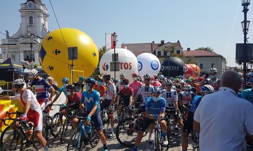 Wadowice. Kard. Dziwisz otworzył trzeci etap 77. Tour de Pologne