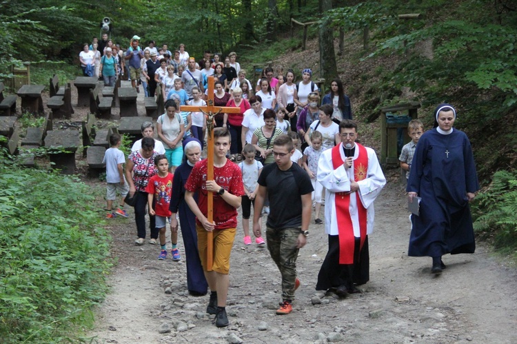 Ciężkowice. Golgota Skamieniałego Miasta