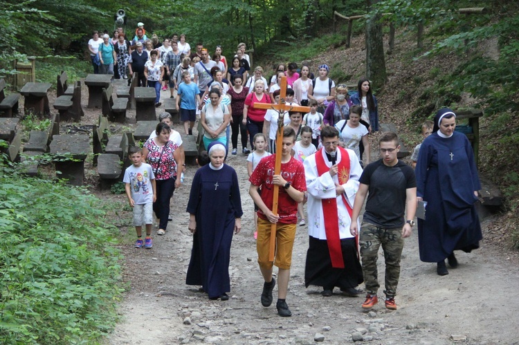 Ciężkowice. Golgota Skamieniałego Miasta