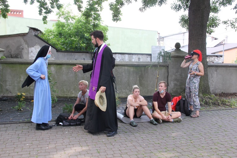 Krakowscy pielgrzymi w Wolbromiu