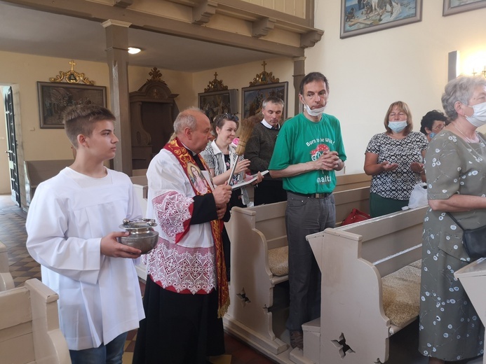 Odpust w sanktuarium św. Filomeny w Gniechowicach