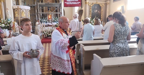 Odpust w sanktuarium św. Filomeny w Gniechowicach