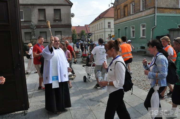 Piesza pielgrzymka z Zielonej Góry do Otynia