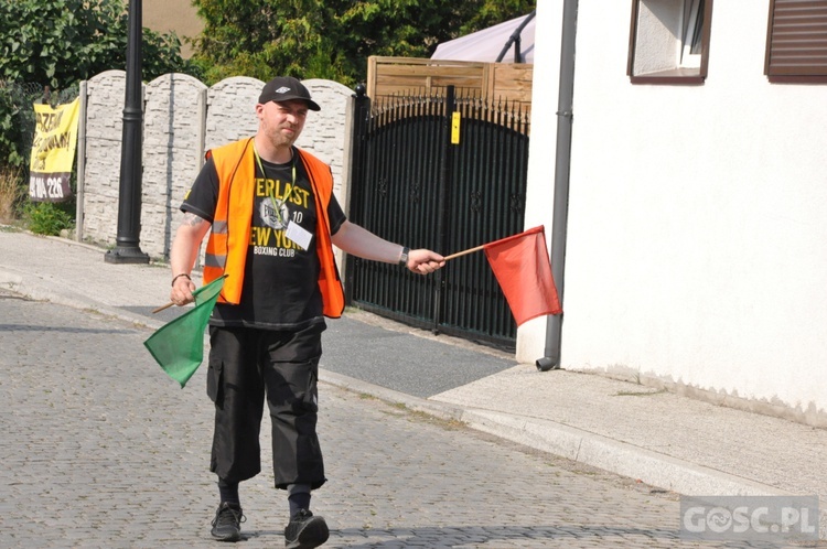 Piesza pielgrzymka z Zielonej Góry do Otynia