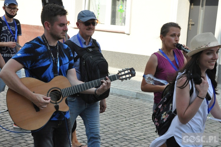 Piesza pielgrzymka z Zielonej Góry do Otynia