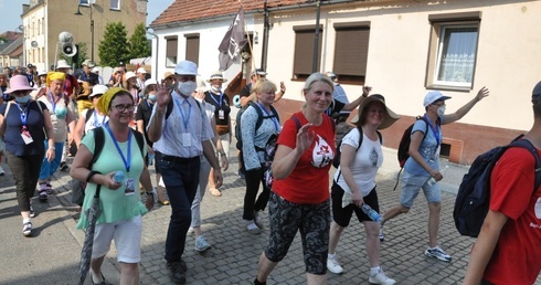 Piesza pielgrzymka z Zielonej Góry do Otynia