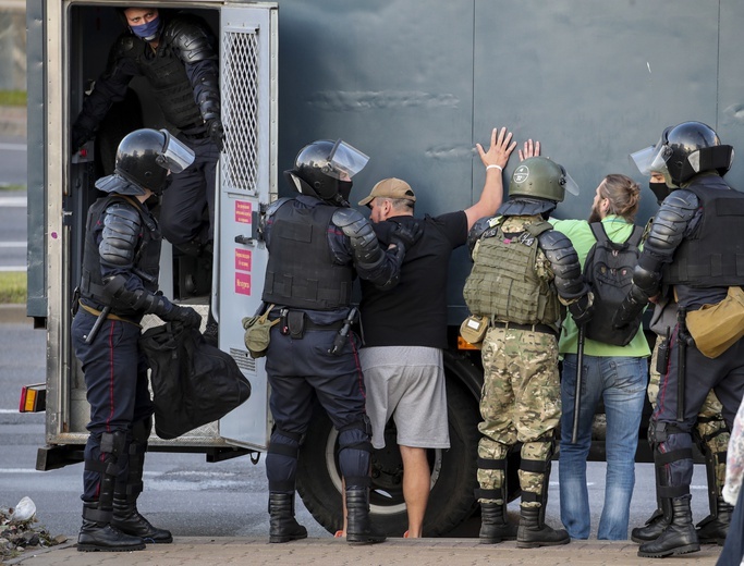 Szczerba: Wszystko wskazuje na to, że wśród zatrzymanych w Mińsku jest dwóch polskich studentów