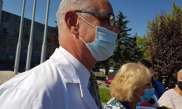 Sosnowiec. Fabio Jakobsen wychodzi ze szpitala. Po wypadku na Tour de Pologne i operacji, czas na rehabilitację 