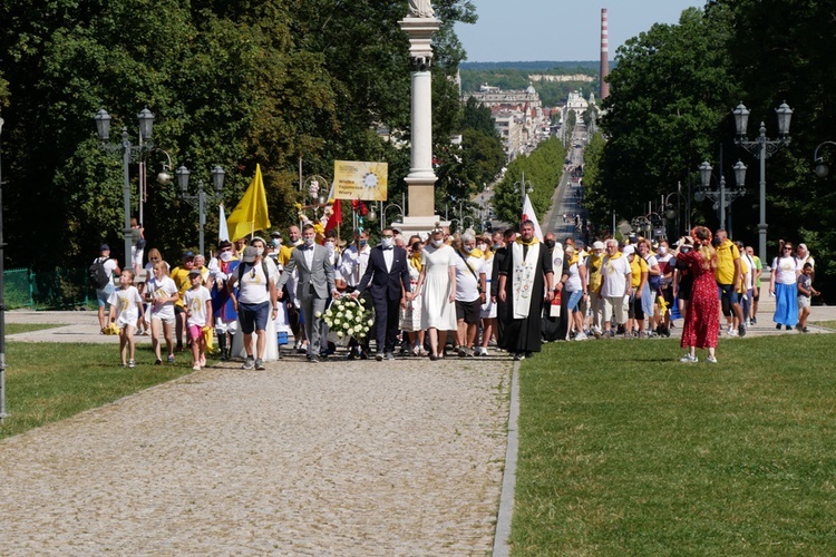 Pielgrzymki z archidiecezji gdańskiej dotarły na Jasną Górę