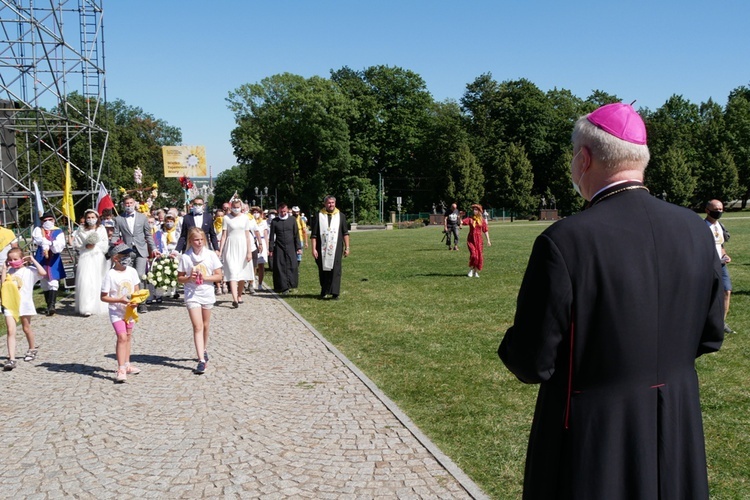 Pielgrzymki z archidiecezji gdańskiej dotarły na Jasną Górę