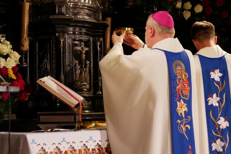 Eucharystia na Jasnej Górze na zakończenie pieszych pielgrzymek