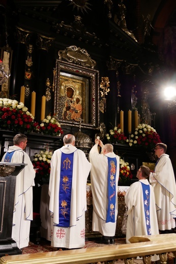 Eucharystia na Jasnej Górze na zakończenie pieszych pielgrzymek