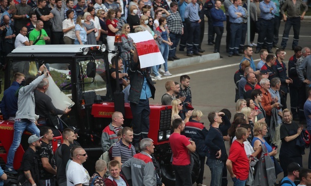 Oficjalne wyniki wyborów na Białorusi: Łukaszenka - 80,1 proc., Cichanouska - 10,1 proc.