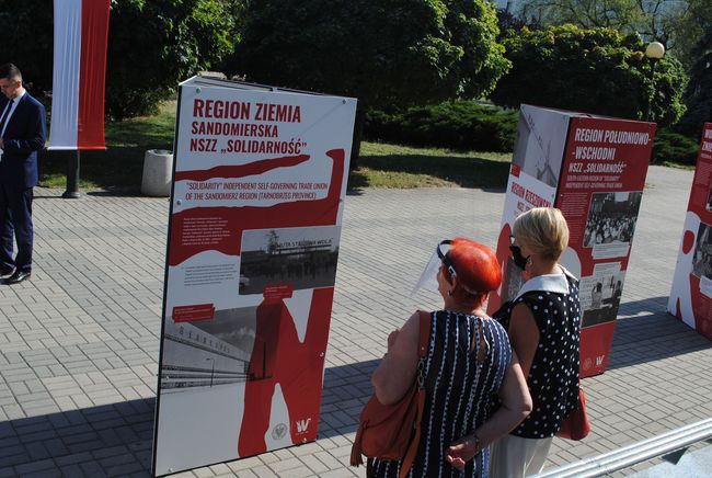 Stalowa Wola, MDK. Jubuleuszowa wystawa o "Solidarności".