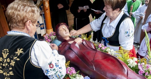 Tajemnica zaśnięcia i chwała wniebowzięcia. Celebracja na Świętej Górze