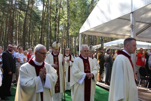 100-lecie Bitwy Warszawskiej. Uroczystości w Ossowie [GALERIA]