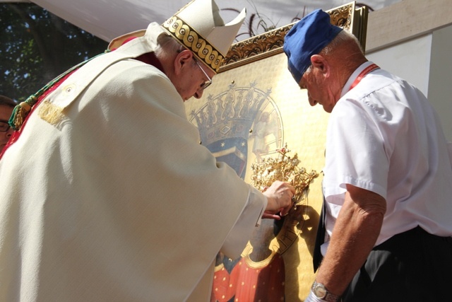 Matka Boża Zwycięska ukoronowana! [GALERIA ZDJĘĆ]