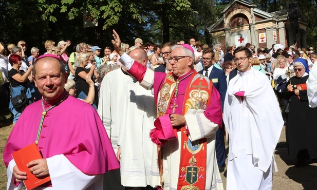 Piekary Śląskie. Pielgrzymka kobiet i dziewcząt w nadzwyczajnej formie [ZAPOWIEDŹ]