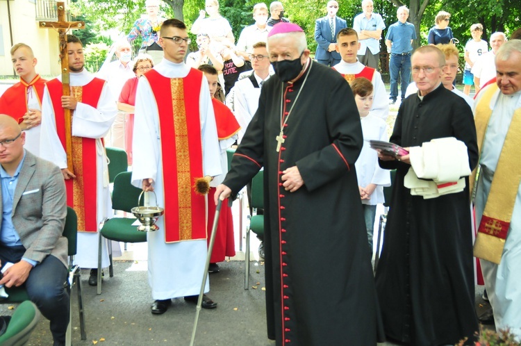 Odsłonięto pomnik kard. Stefana Wyszyńskiego