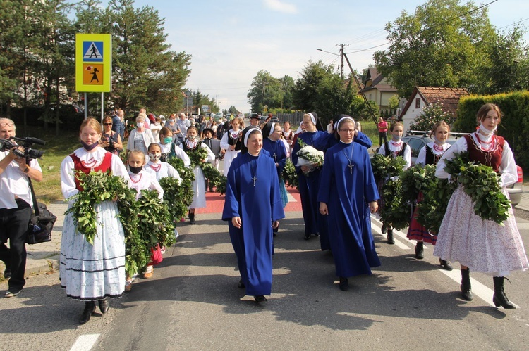 Kąclowa. Śluby wieczyste